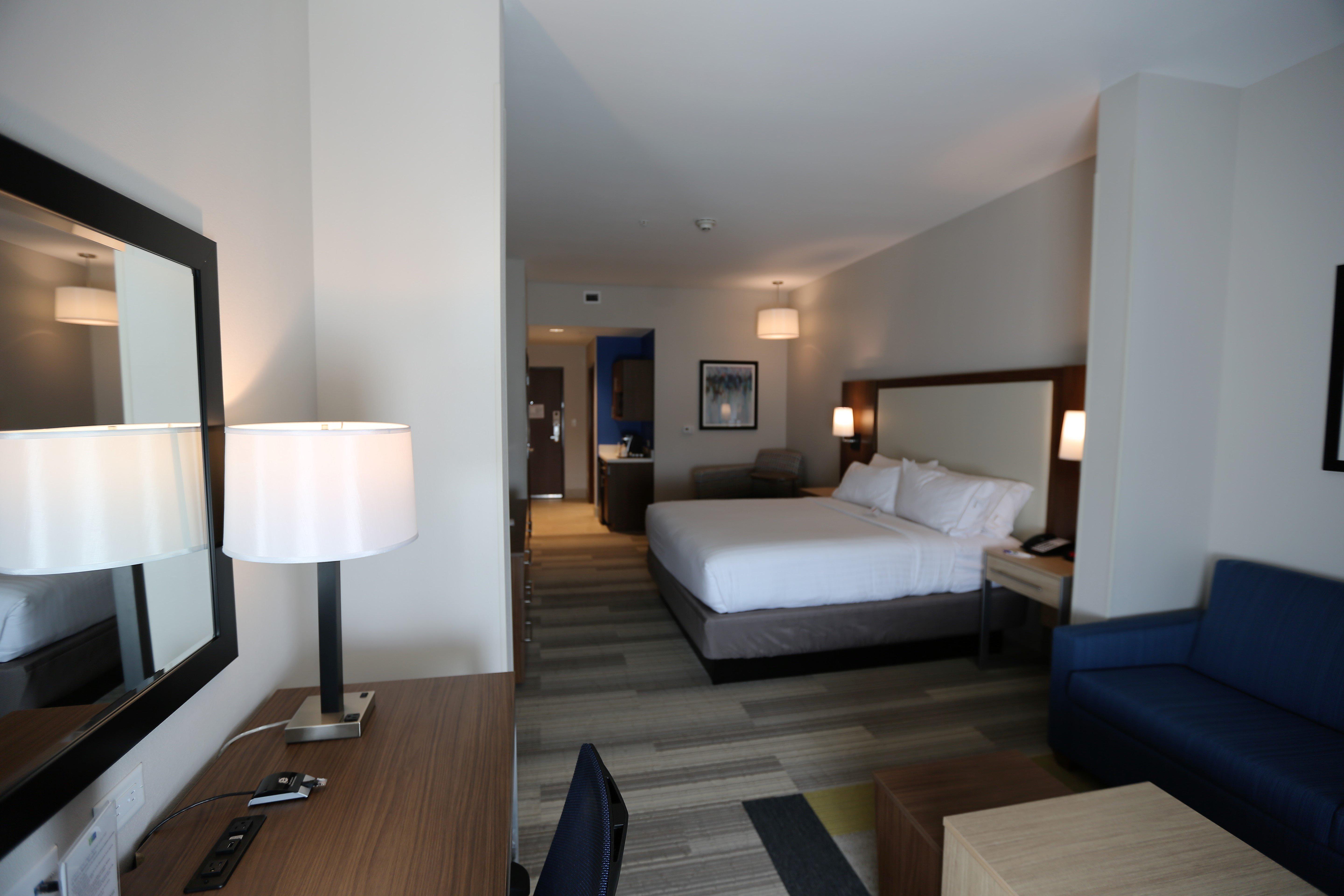 Holiday Inn Express & Suites Houston Nw - Hwy 290 Cypress By Ihg Екстериор снимка